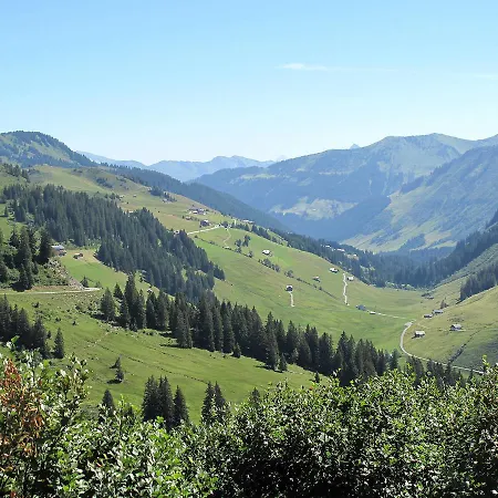 Ferienhaus 100s * Damuls